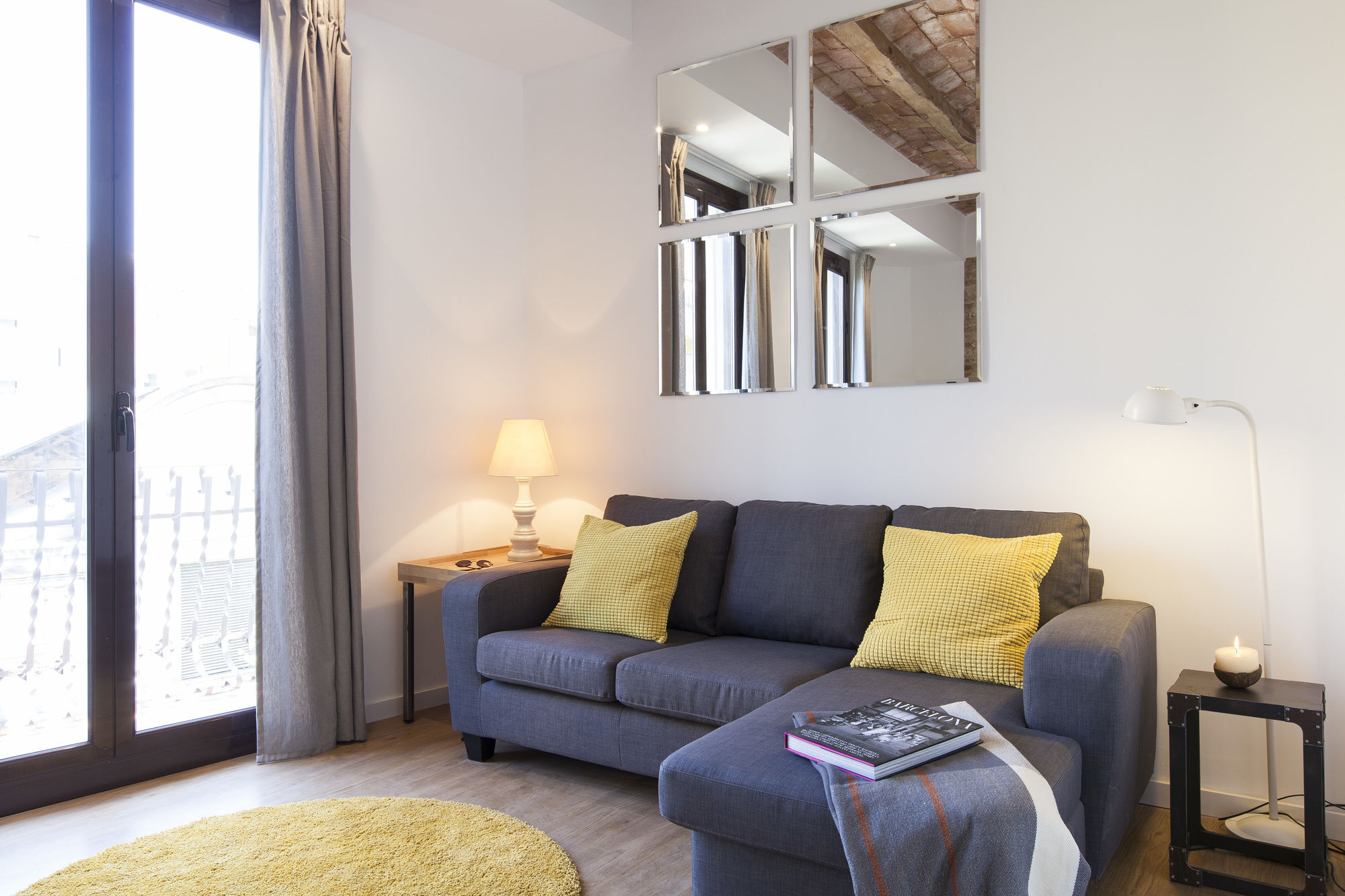 Aspasios Charming Flats Barcelona Exterior photo