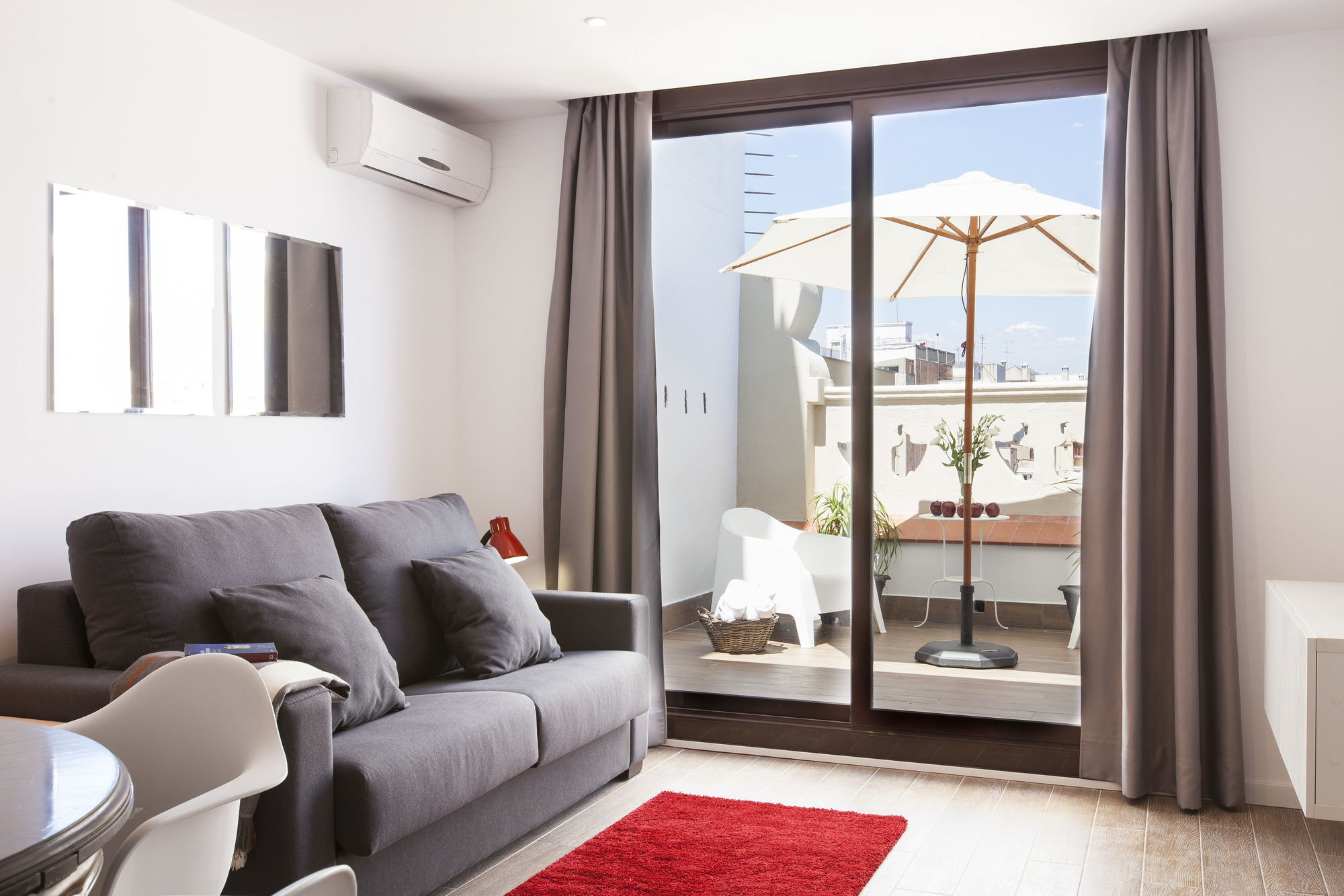 Aspasios Charming Flats Barcelona Exterior photo